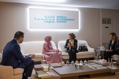 مشاركة وزيرة الدولة لشؤون التنمية الادارية السفيرة نجلا رياشي في منتدى الإدارة الحكومية العربية على هامش القمة العالمية للحكومات