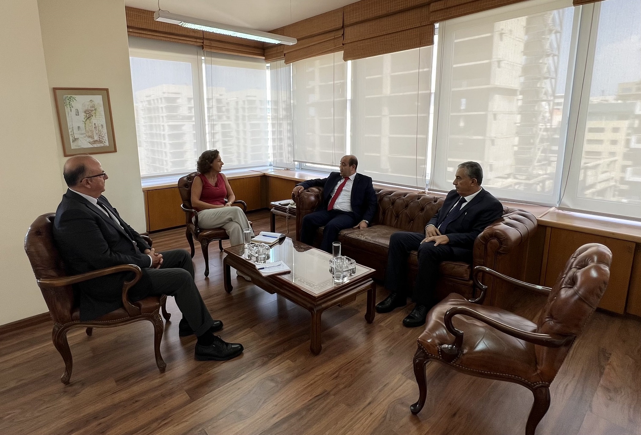 الوزيرة رياشي تستقبل وزير ديوان الموظفين العام في فلسطين السيد موسى أبو زيد