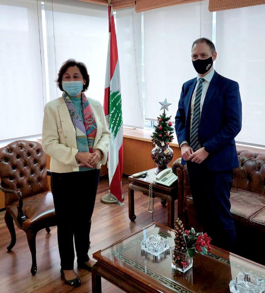 الوزيرة رياشي تستقبل سفير المملكة المتحدة لبريطانيا العظمى وايرلندا الشمالية