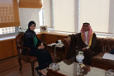 استقبلت وزيرة التنمية الادارية الدكتورة عناية عز الدين القائم بالأعمال السعودي في لبنان الوزير المفوض وليد البخاري